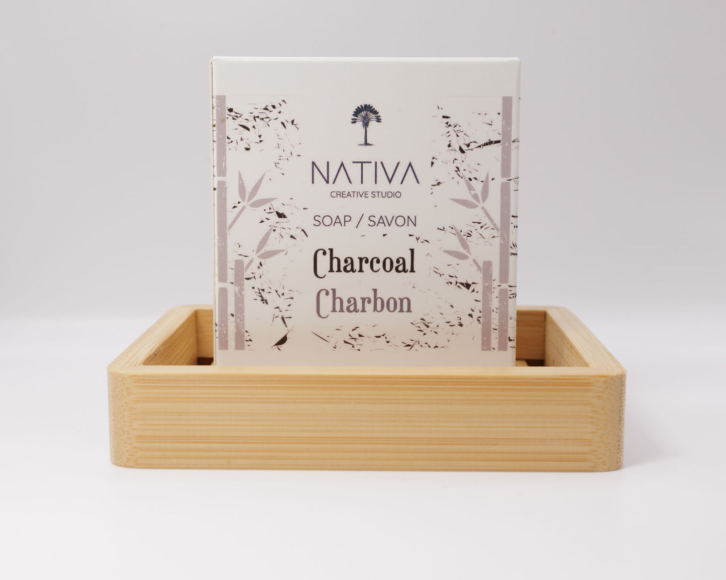 Barre de savon au charbon